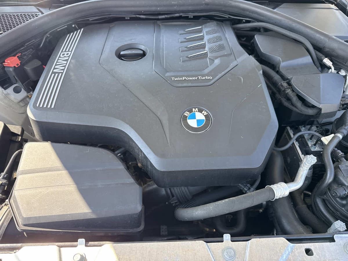 2021 BMW 3 Series 24