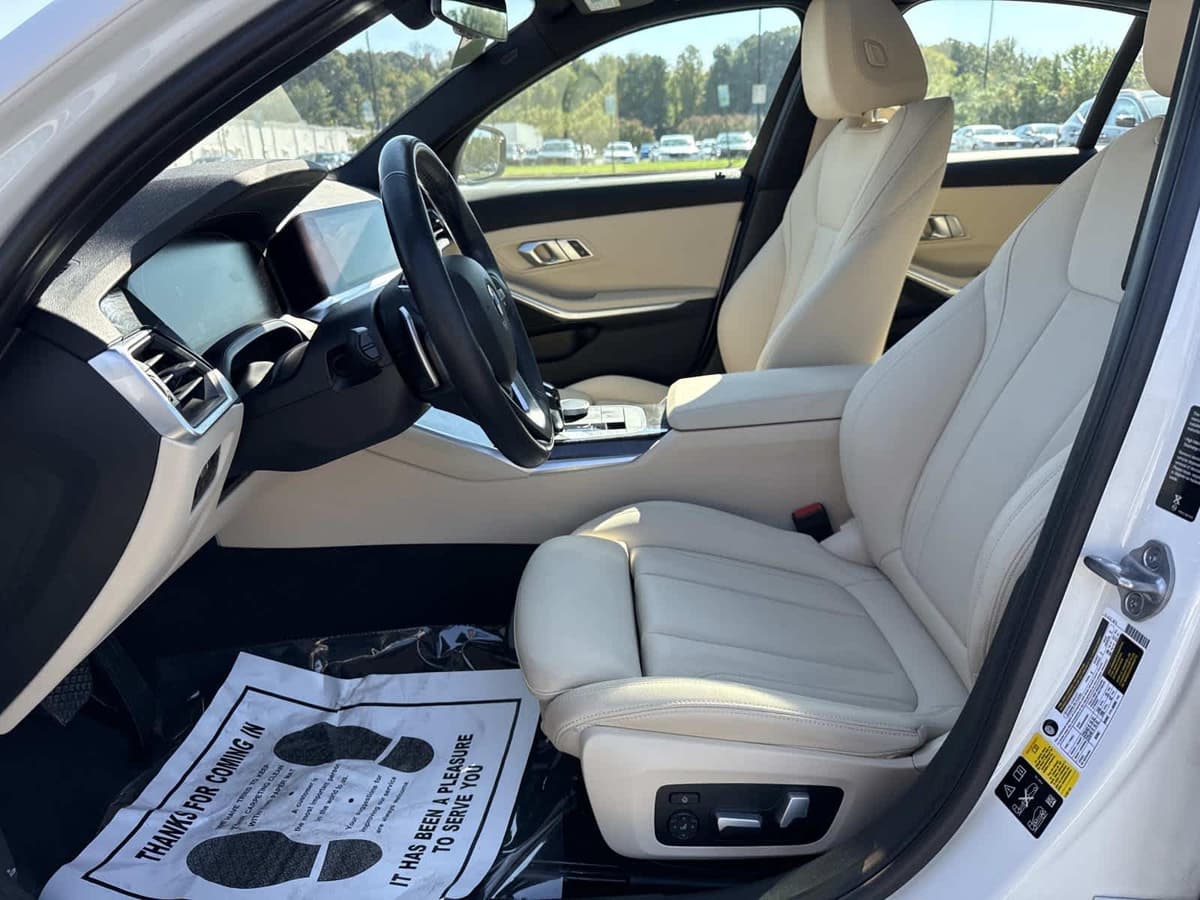 2021 BMW 3 Series 25