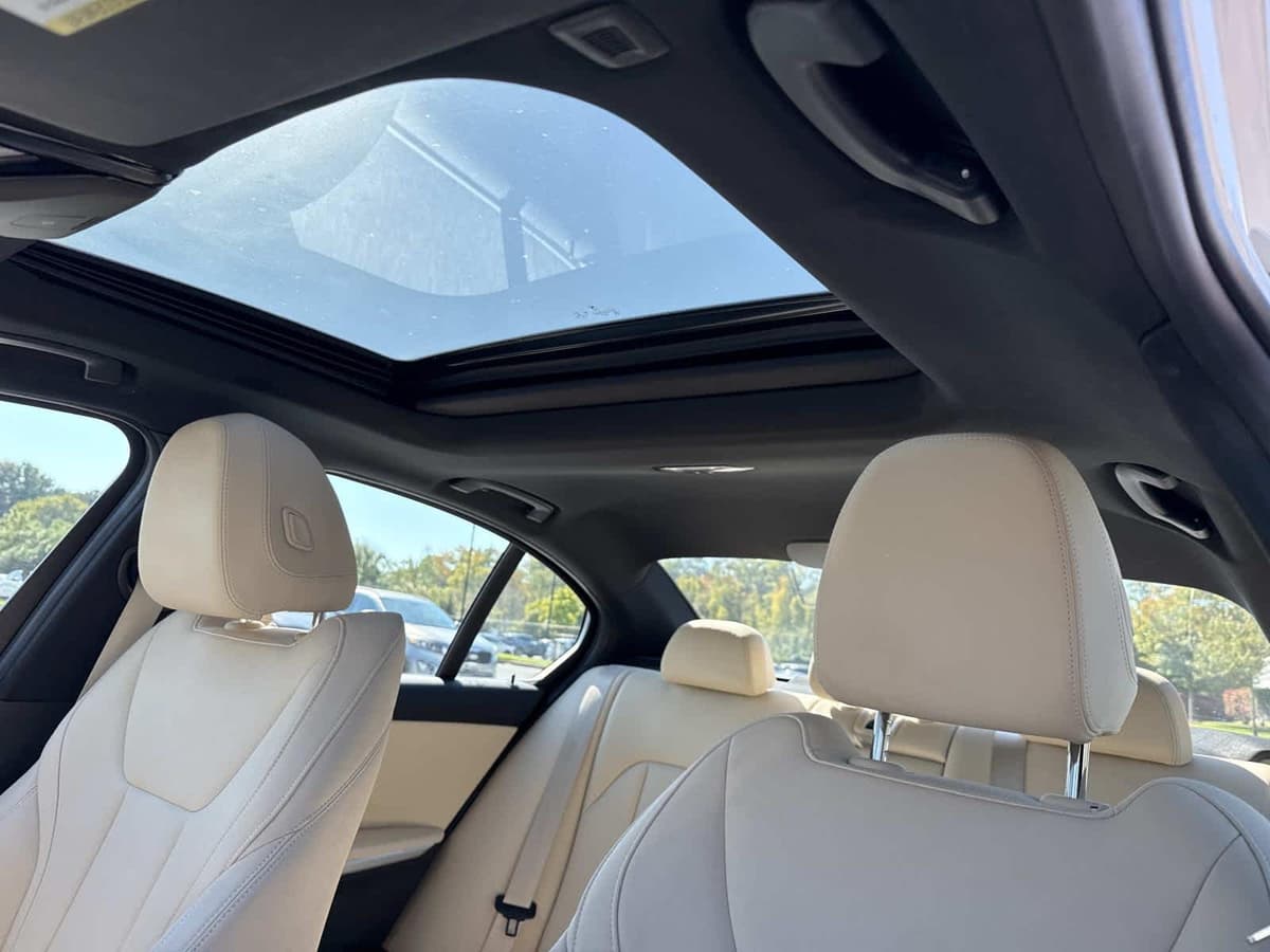 2021 BMW 3 Series 7