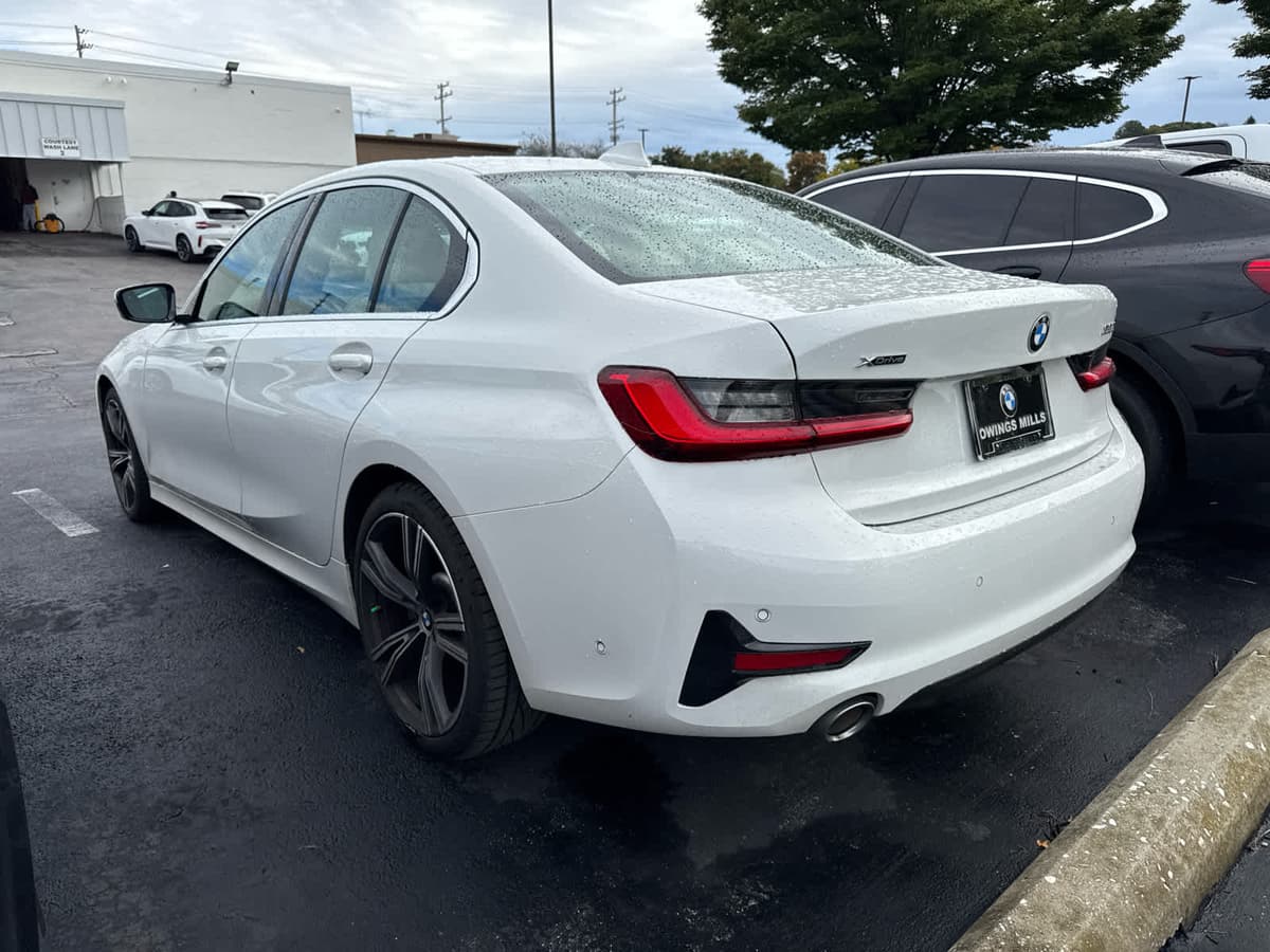 2021 BMW 3 Series 8
