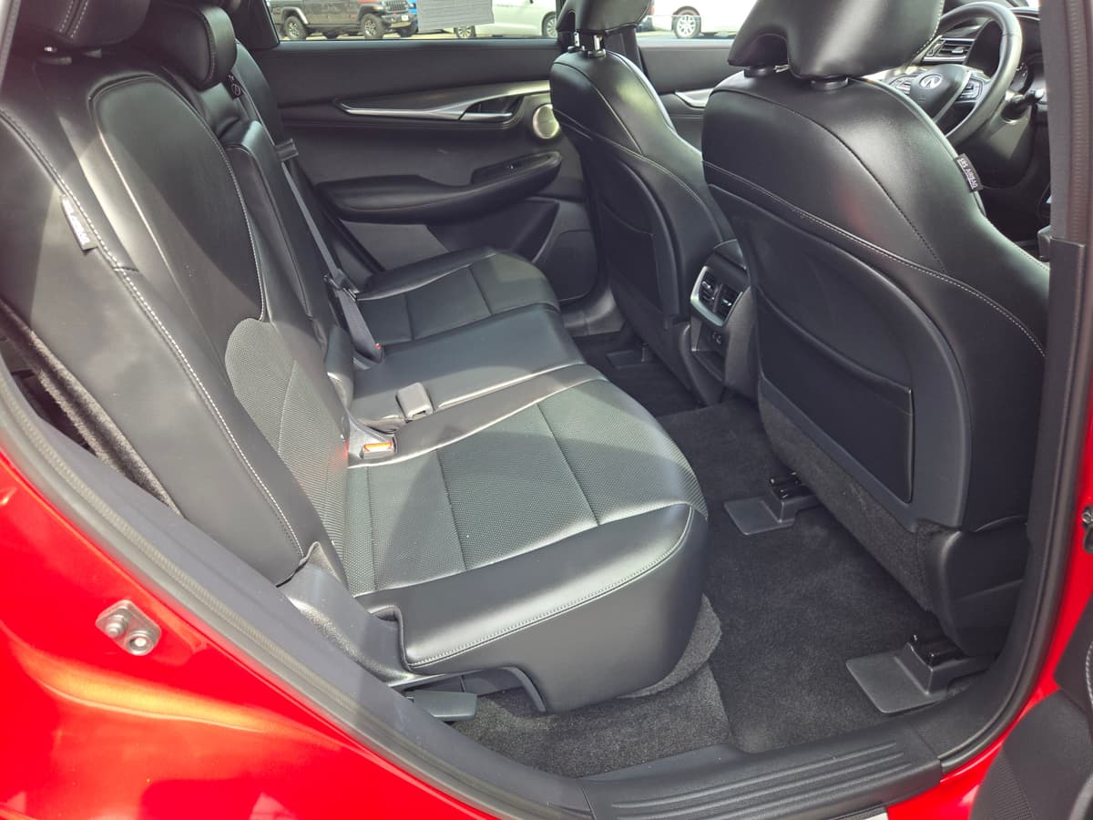 2023 INFINITI QX55 20