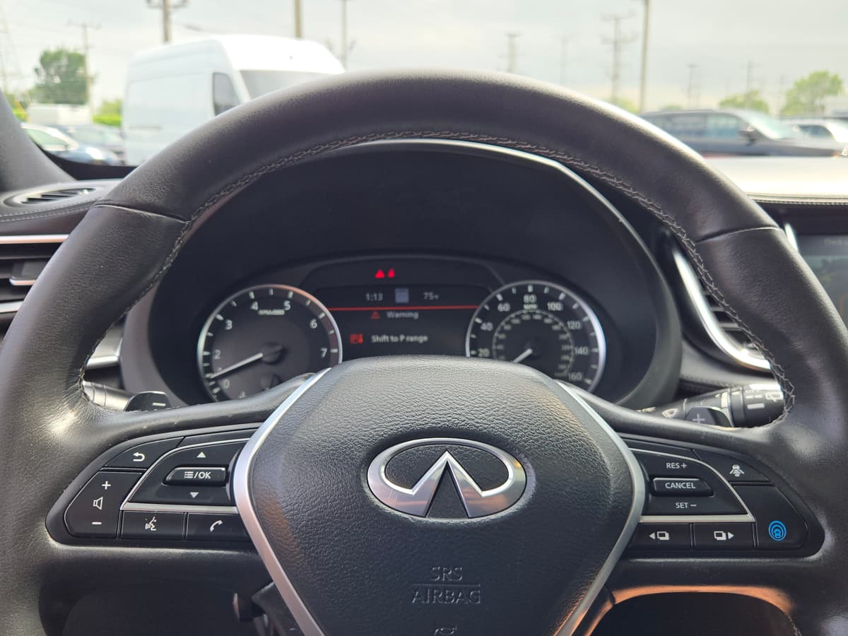 2023 INFINITI QX55 38