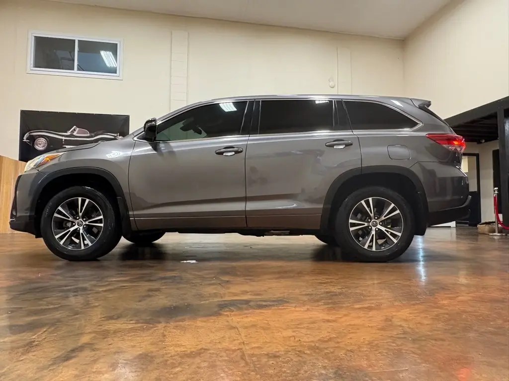 2018 Toyota Highlander 8