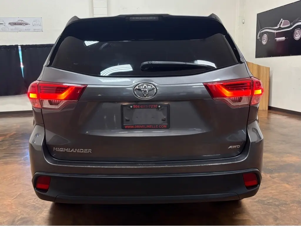2018 Toyota Highlander 11