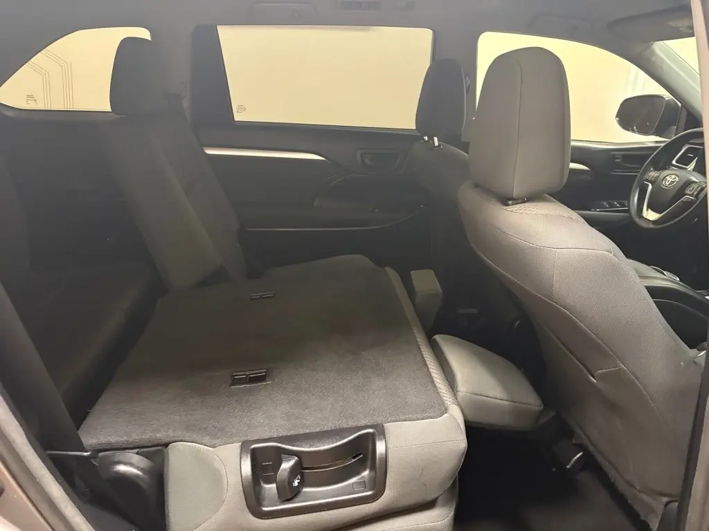 2018 Toyota Highlander 23