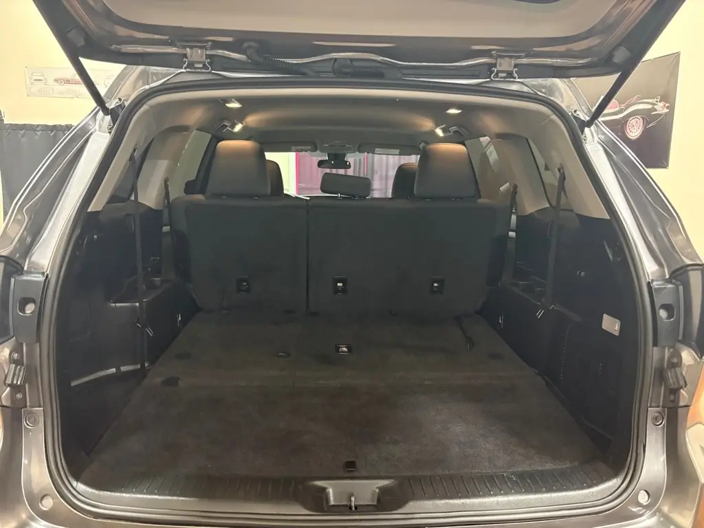 2018 Toyota Highlander 34