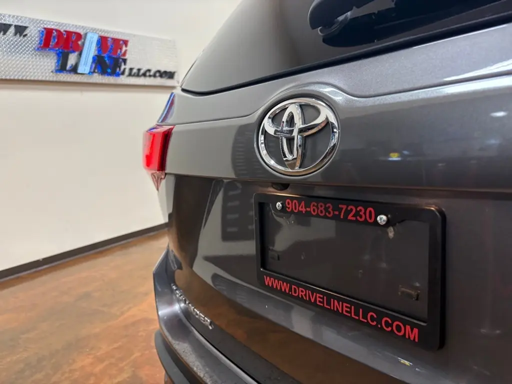 2018 Toyota Highlander 39