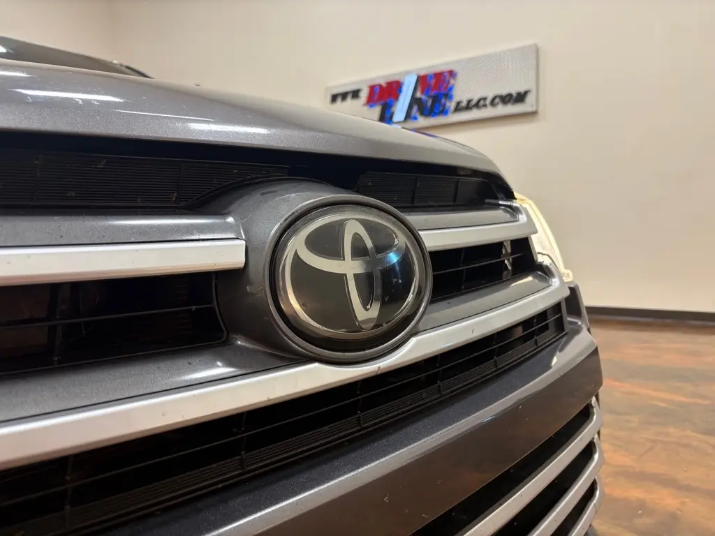 2018 Toyota Highlander 40