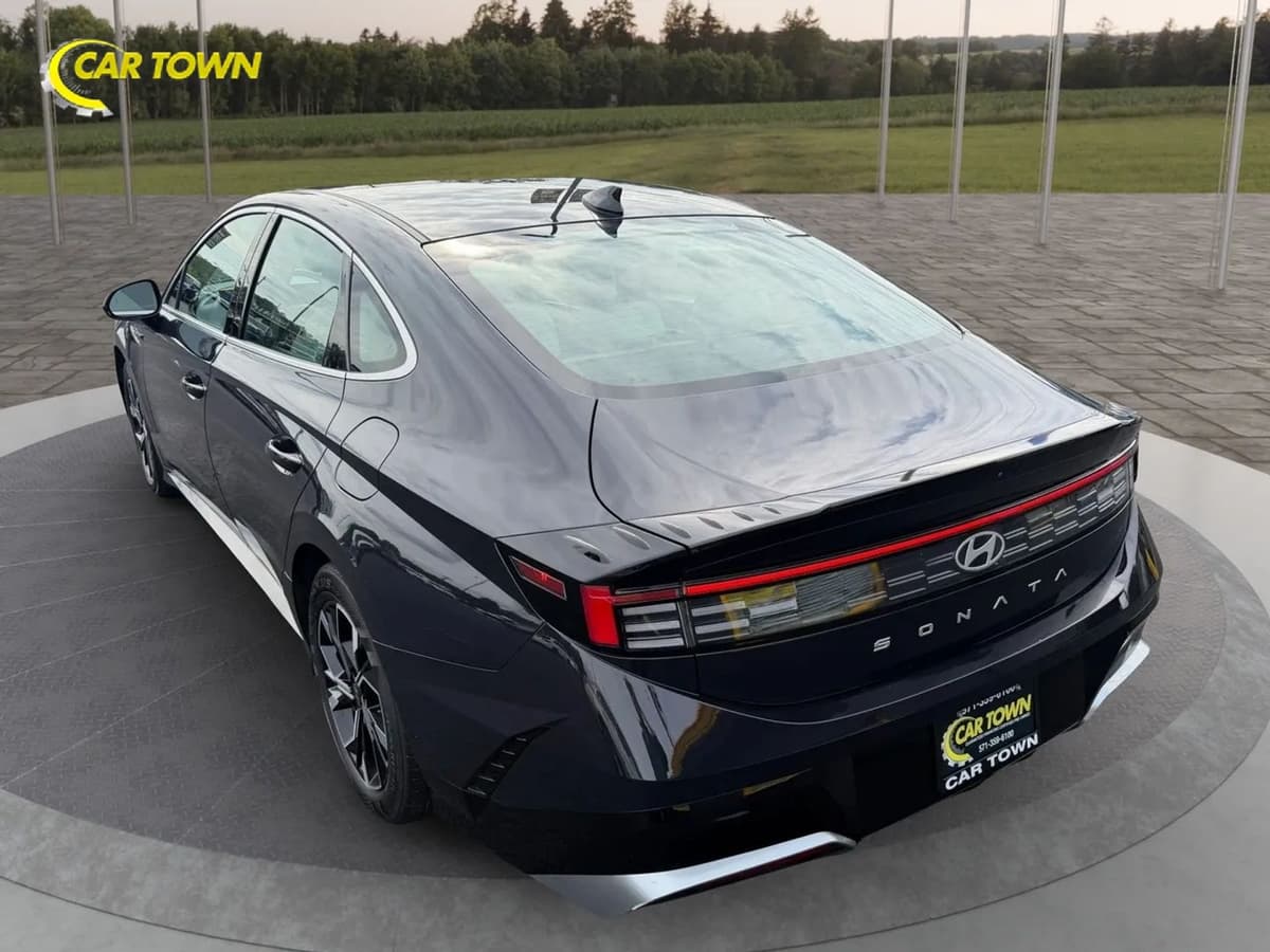2025 Hyundai Sonata 10