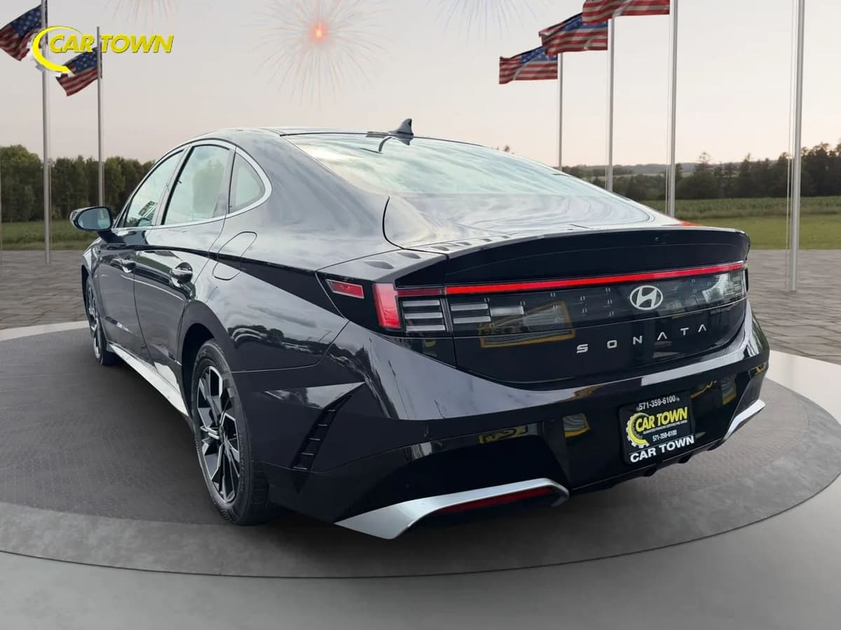 2025 Hyundai Sonata 11
