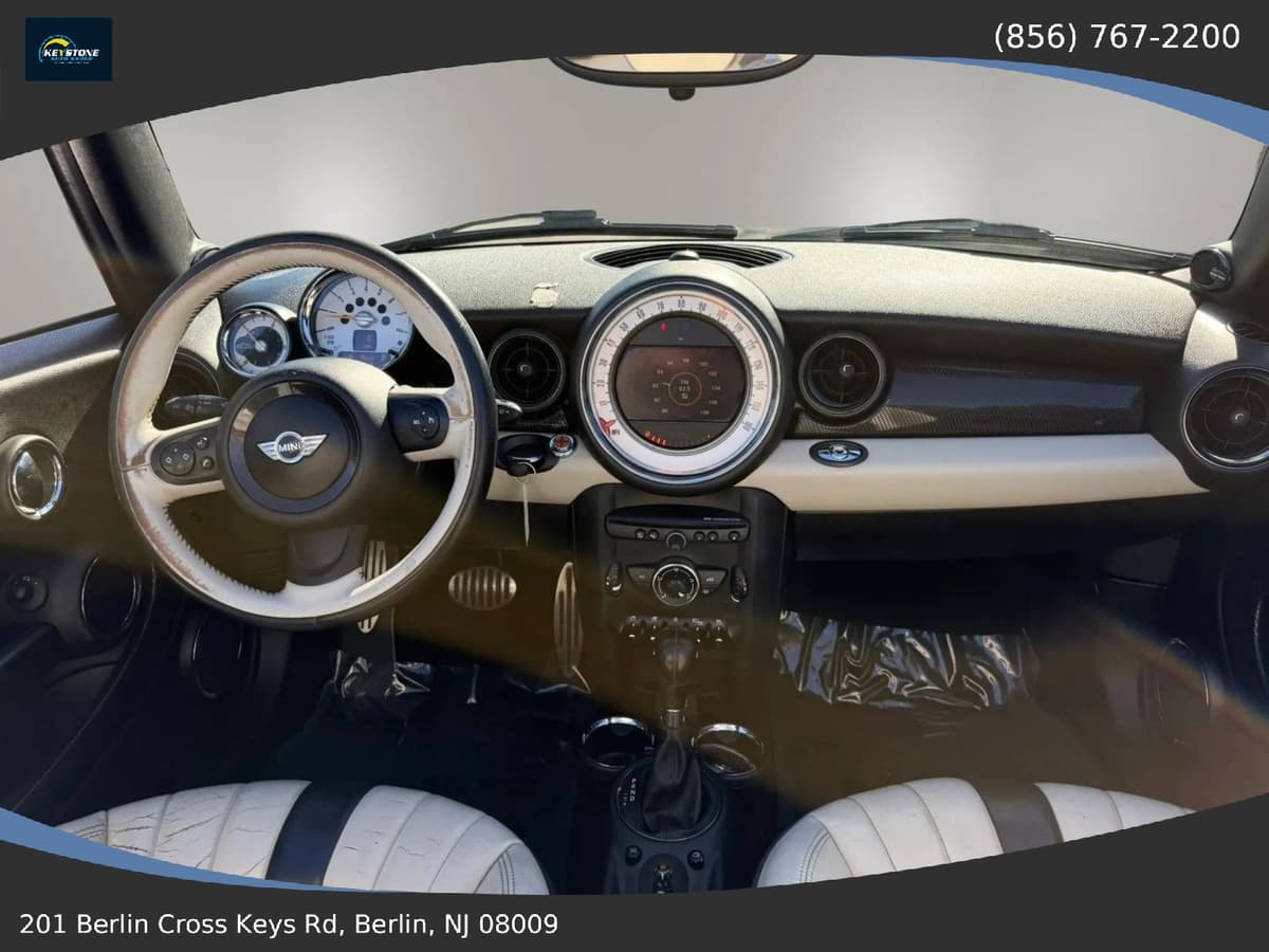2014 MINI Cooper 14