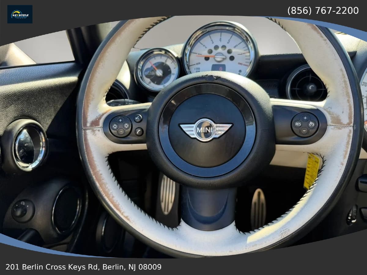 2014 MINI Cooper 15