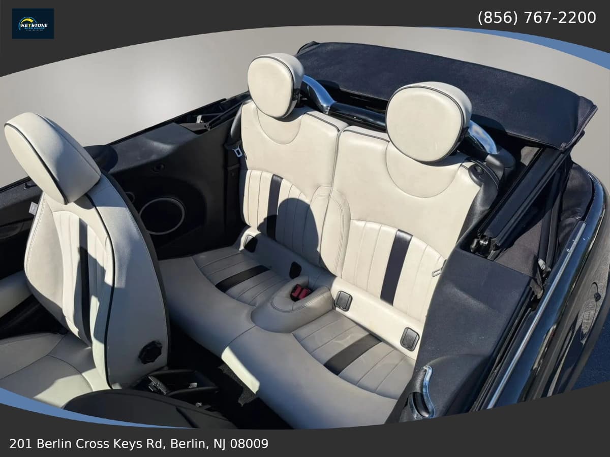 2014 MINI Cooper 11