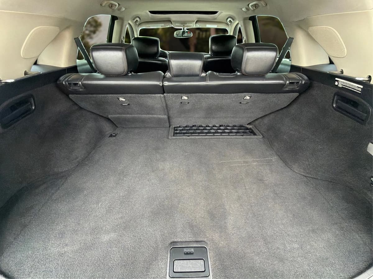 2014 INFINITI QX70 12