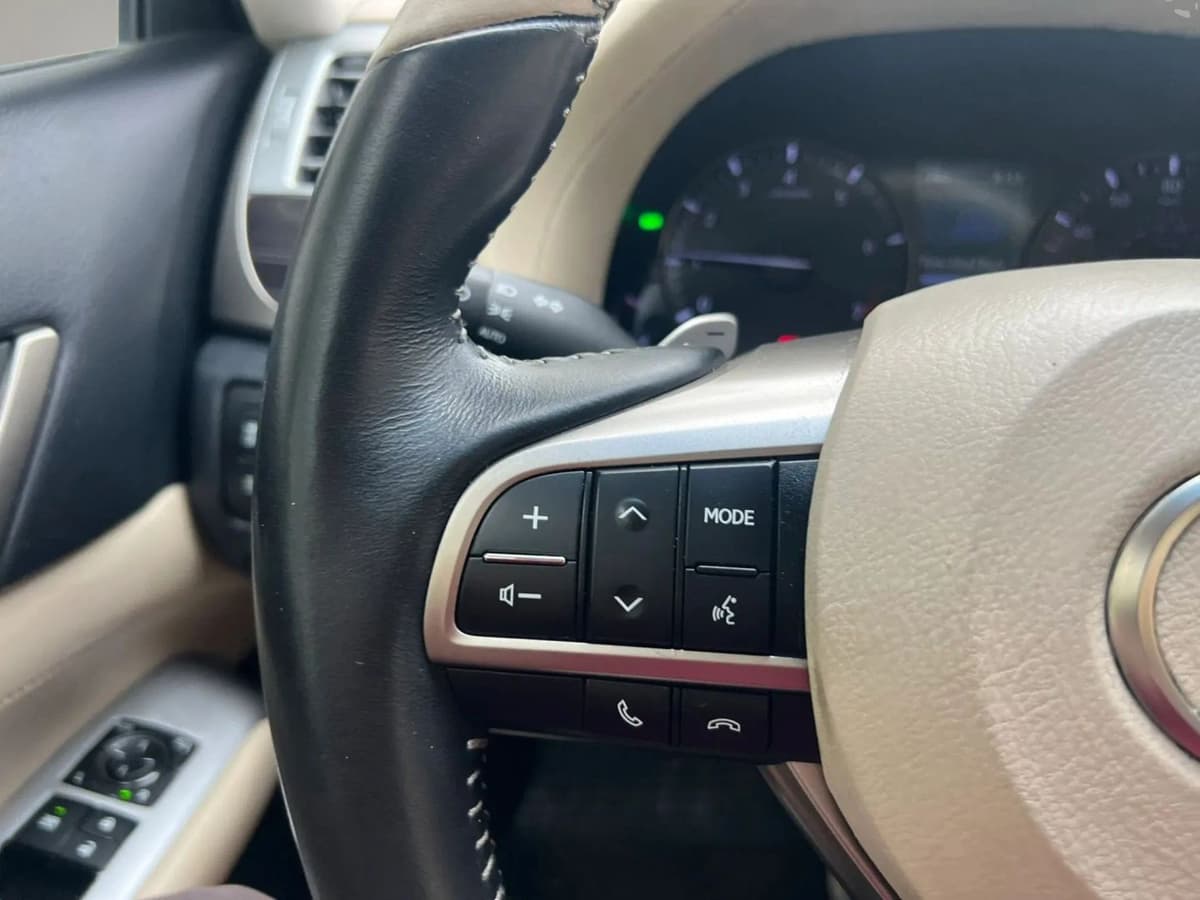 2019 Lexus GS 26
