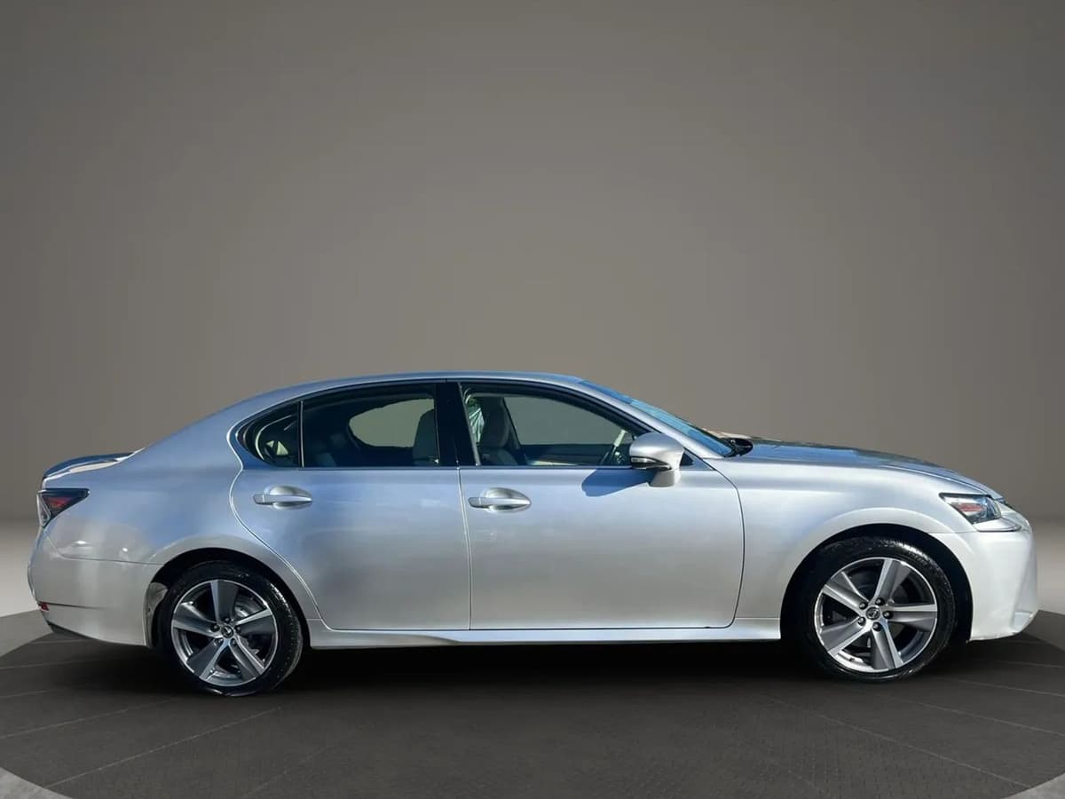 2019 Lexus GS 4