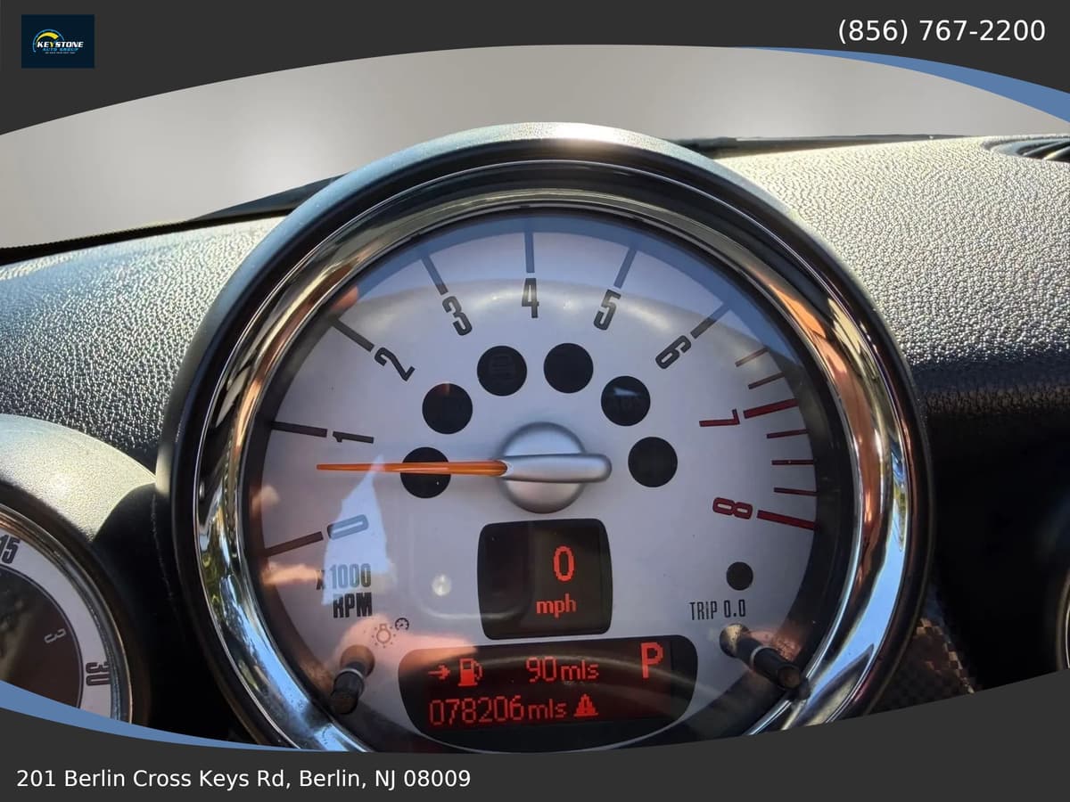 2014 MINI Cooper 52