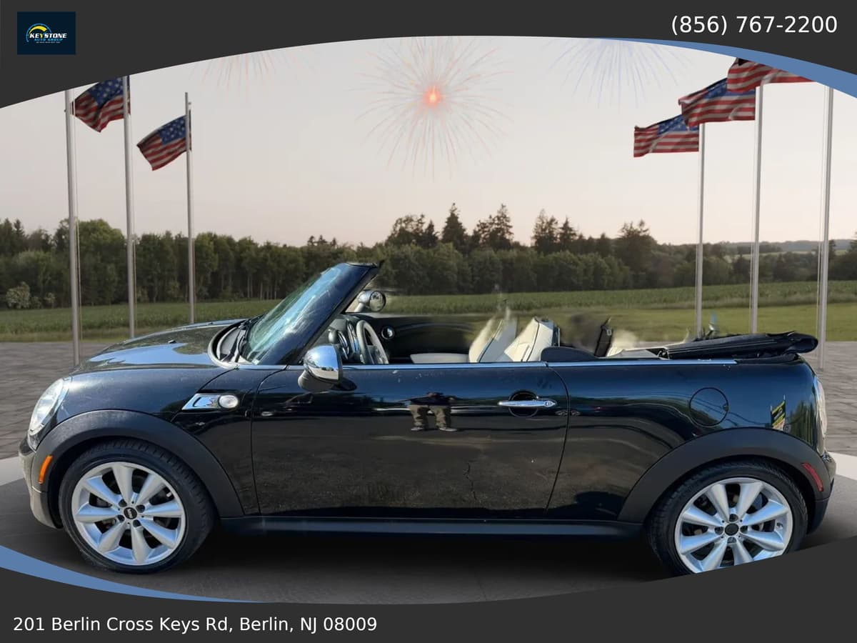2014 MINI Cooper 35