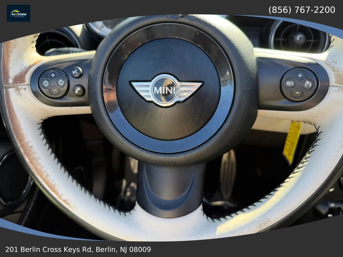 2014 MINI Cooper 49
