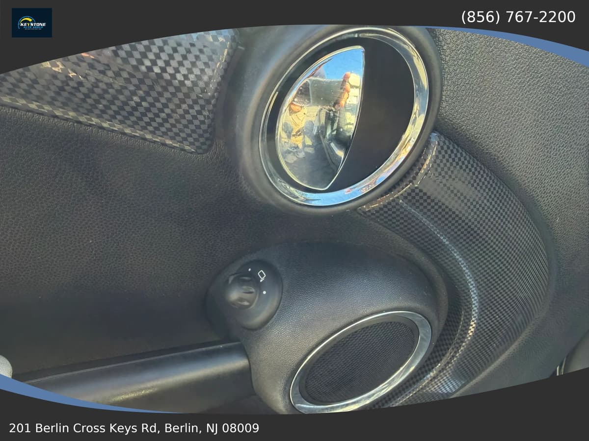 2014 MINI Cooper 42