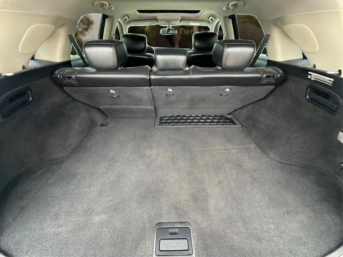 2014 INFINITI QX70 47