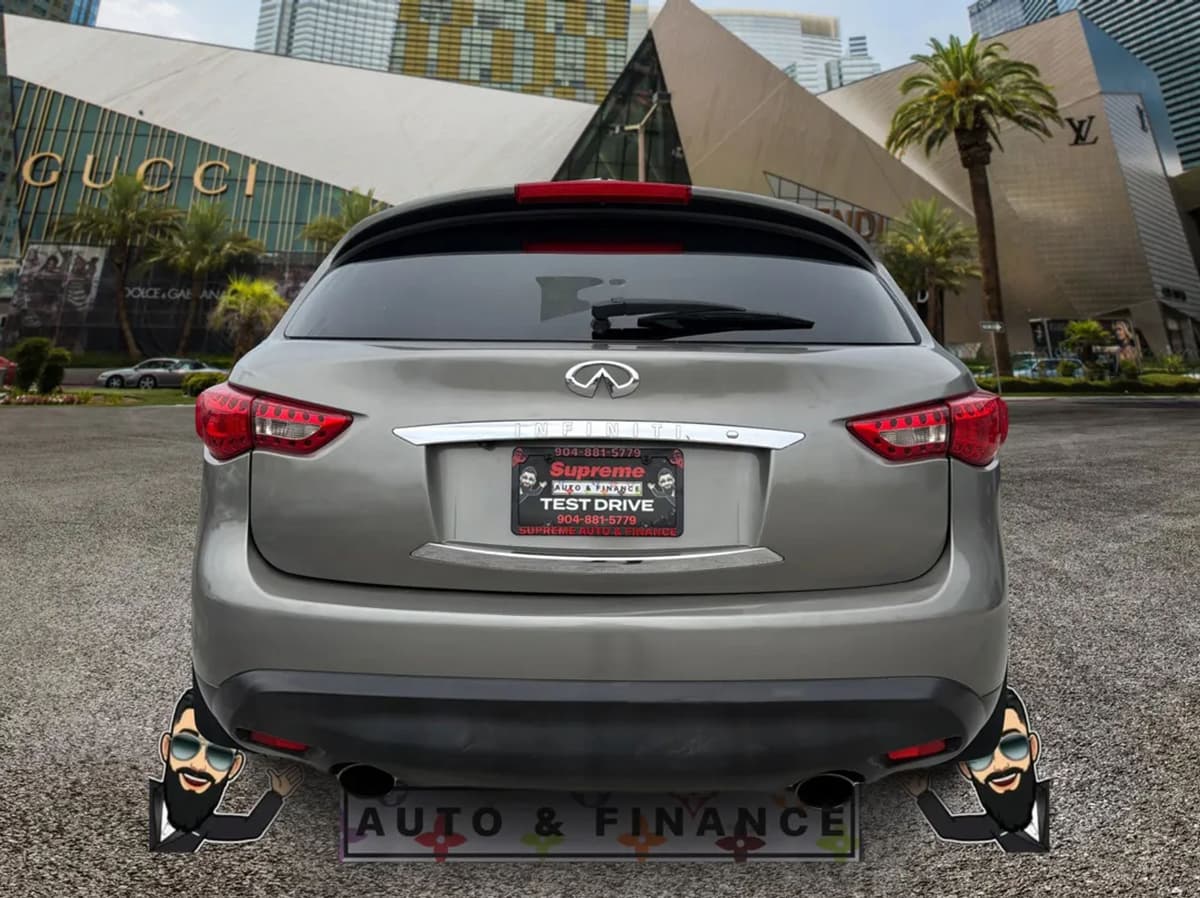 2014 INFINITI QX70 39