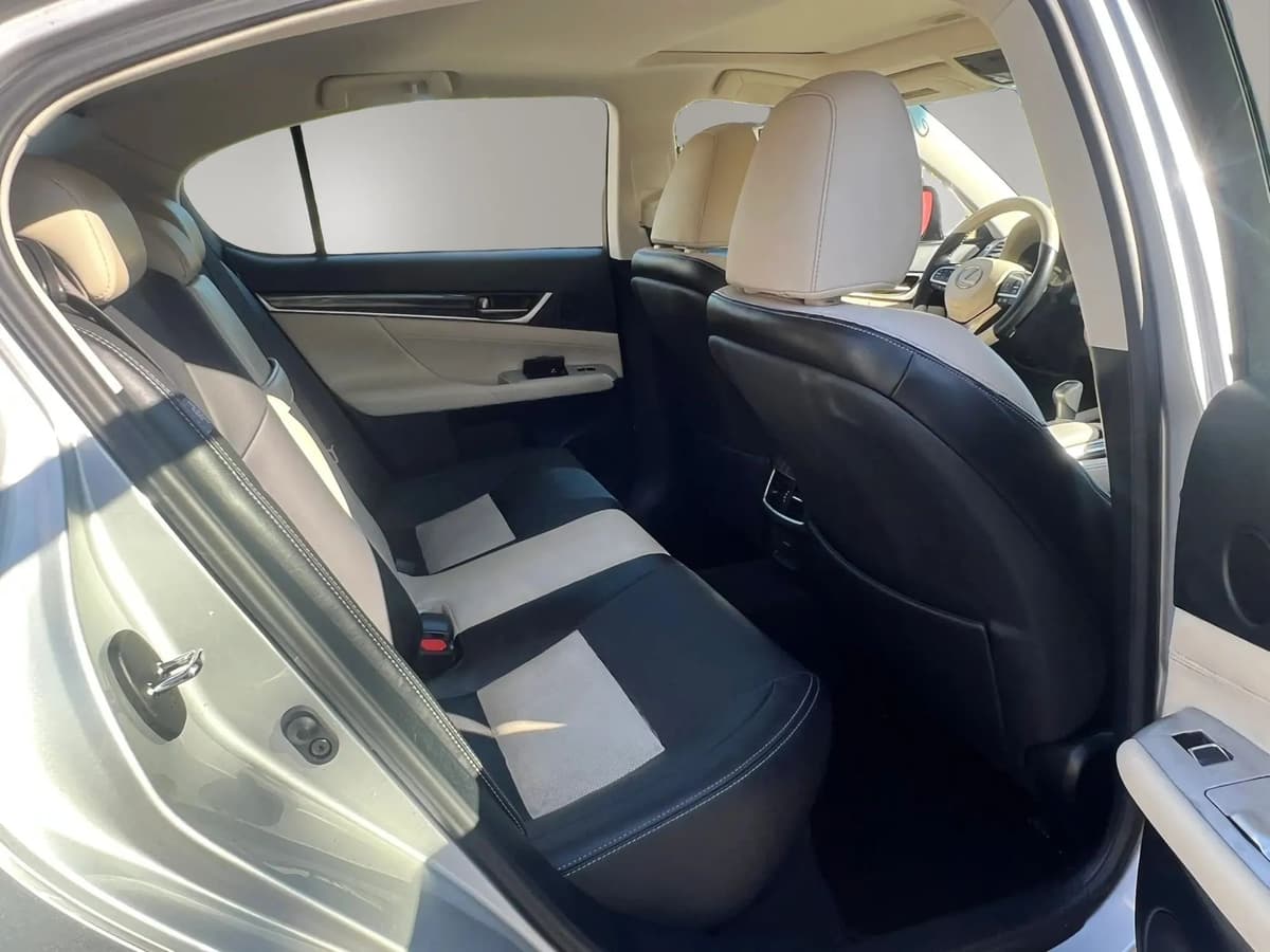 2019 Lexus GS 68