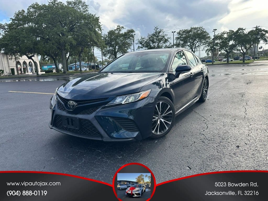 2018 Toyota Camry 2