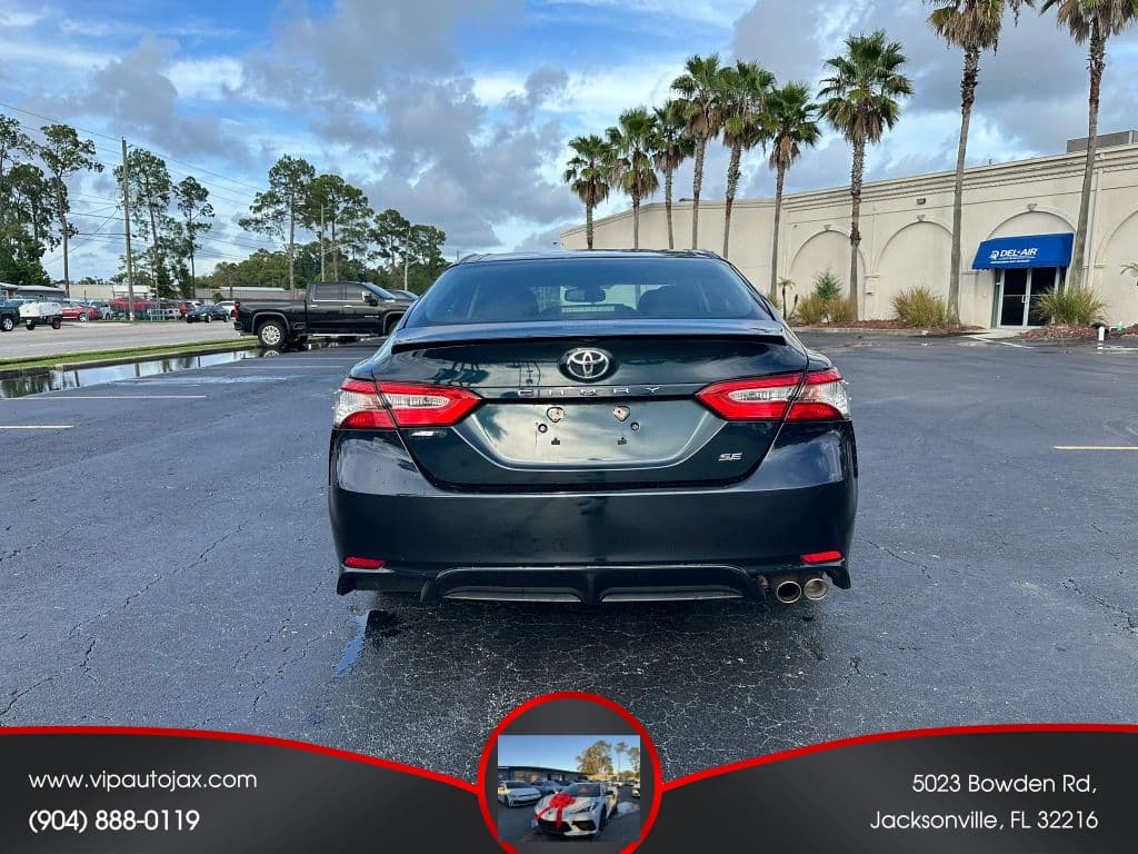 2018 Toyota Camry 8