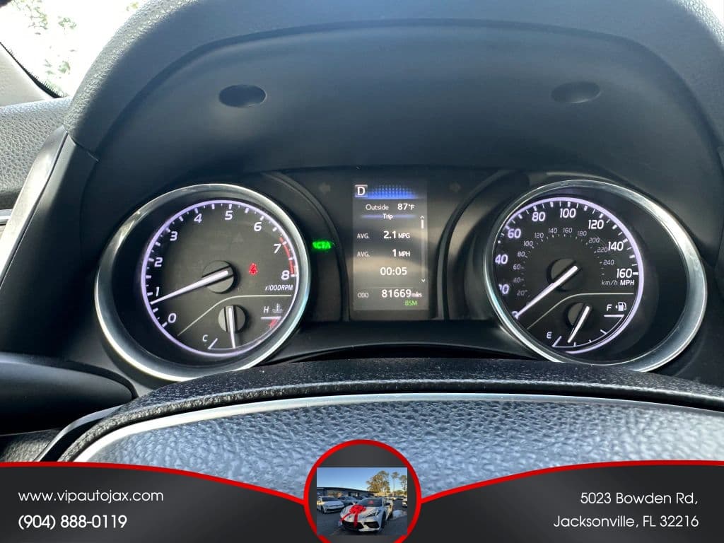 2018 Toyota Camry 16