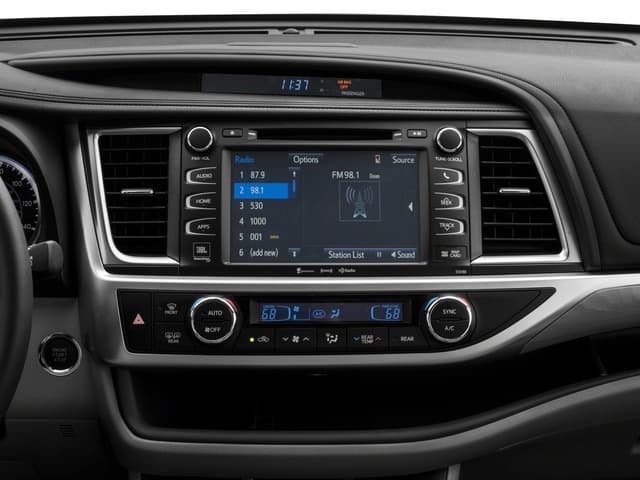 2017 Toyota Highlander 47
