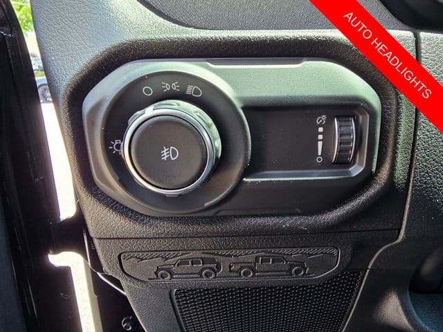 2026 Jeep Wrangler 4-Door 11