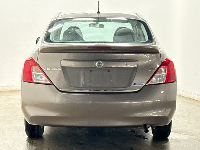 2014 Nissan Versa Sedan 5