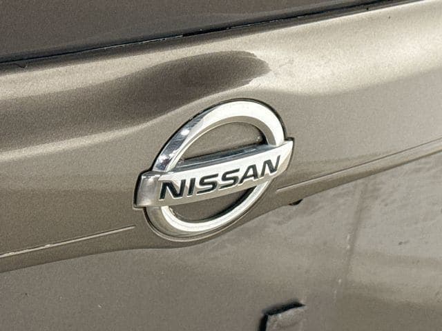 2014 Nissan Versa Sedan 15