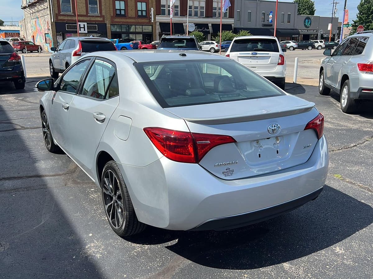 2017 Toyota Corolla 4