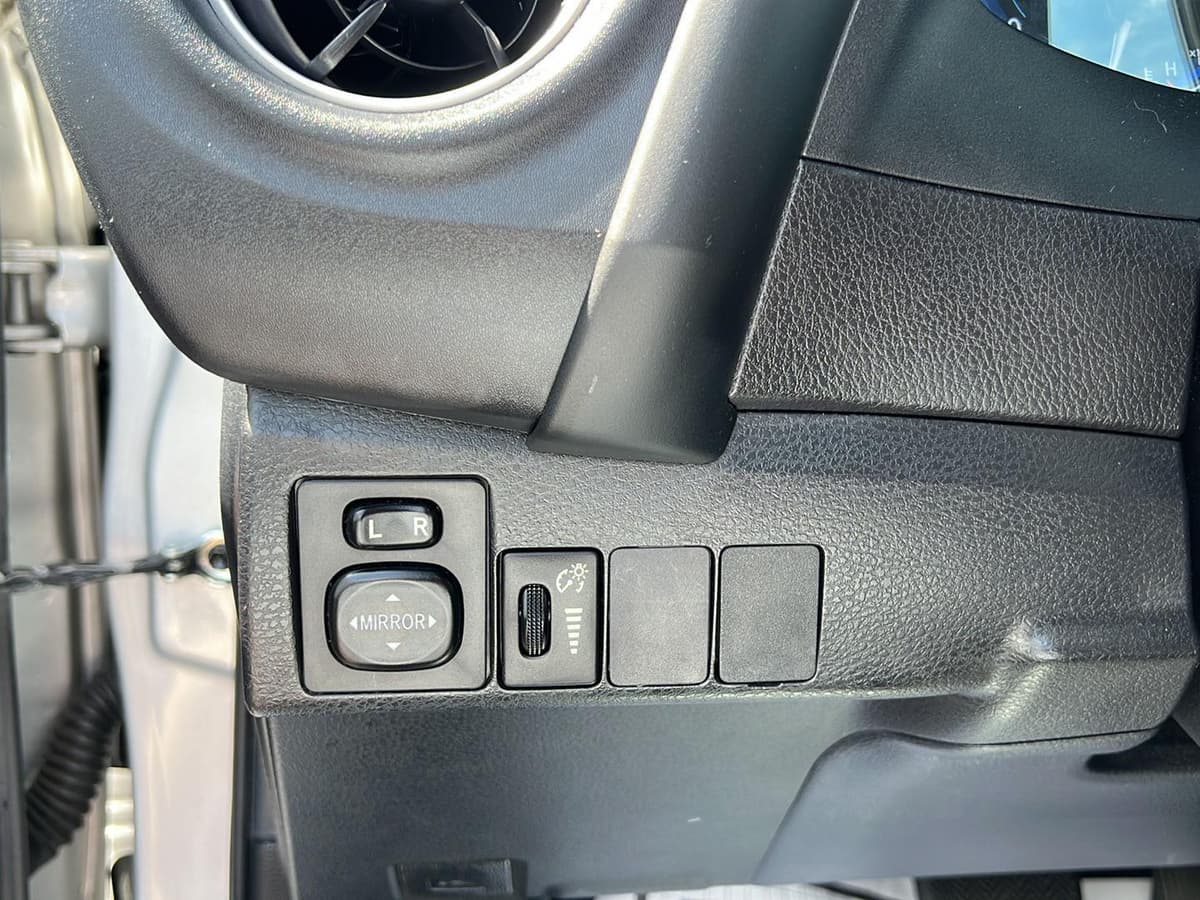 2017 Toyota Corolla 17