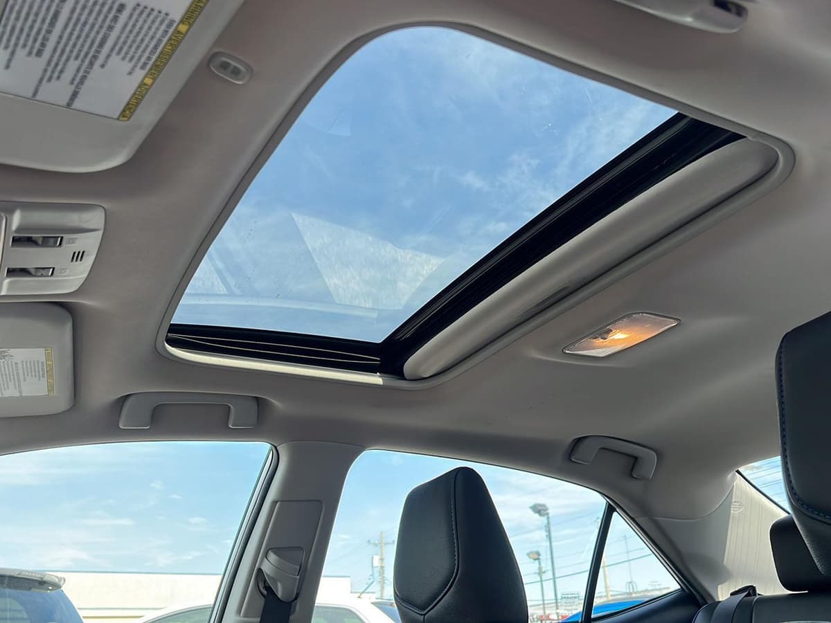 2017 Toyota Corolla 26
