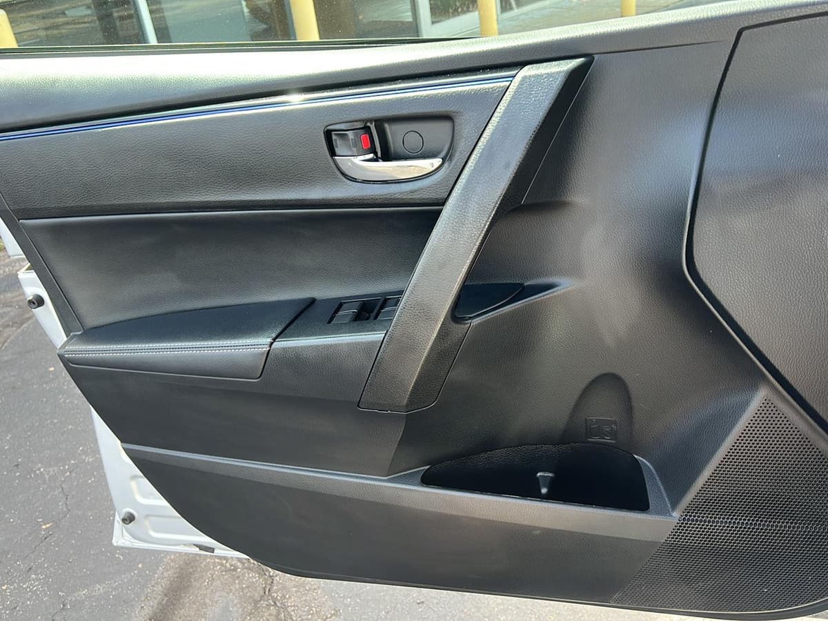 2017 Toyota Corolla 25