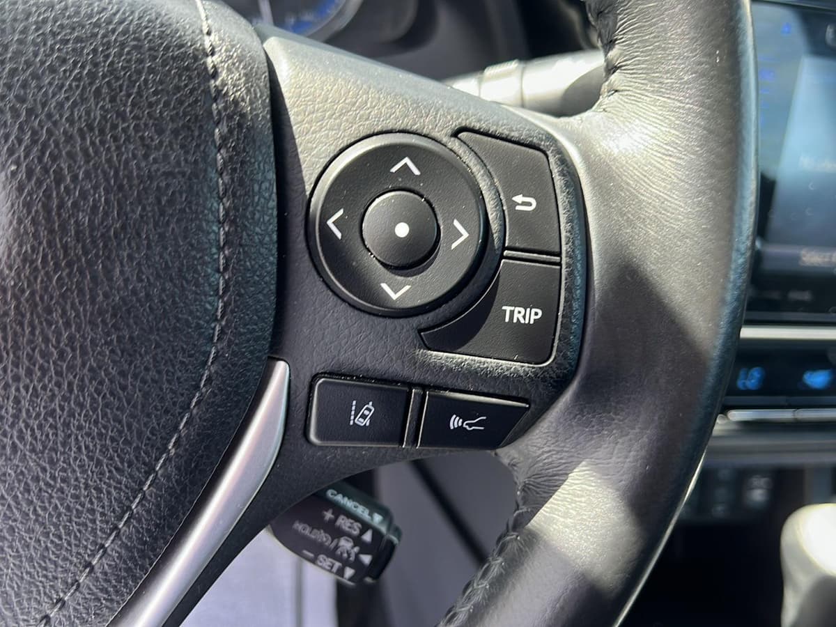 2017 Toyota Corolla 15