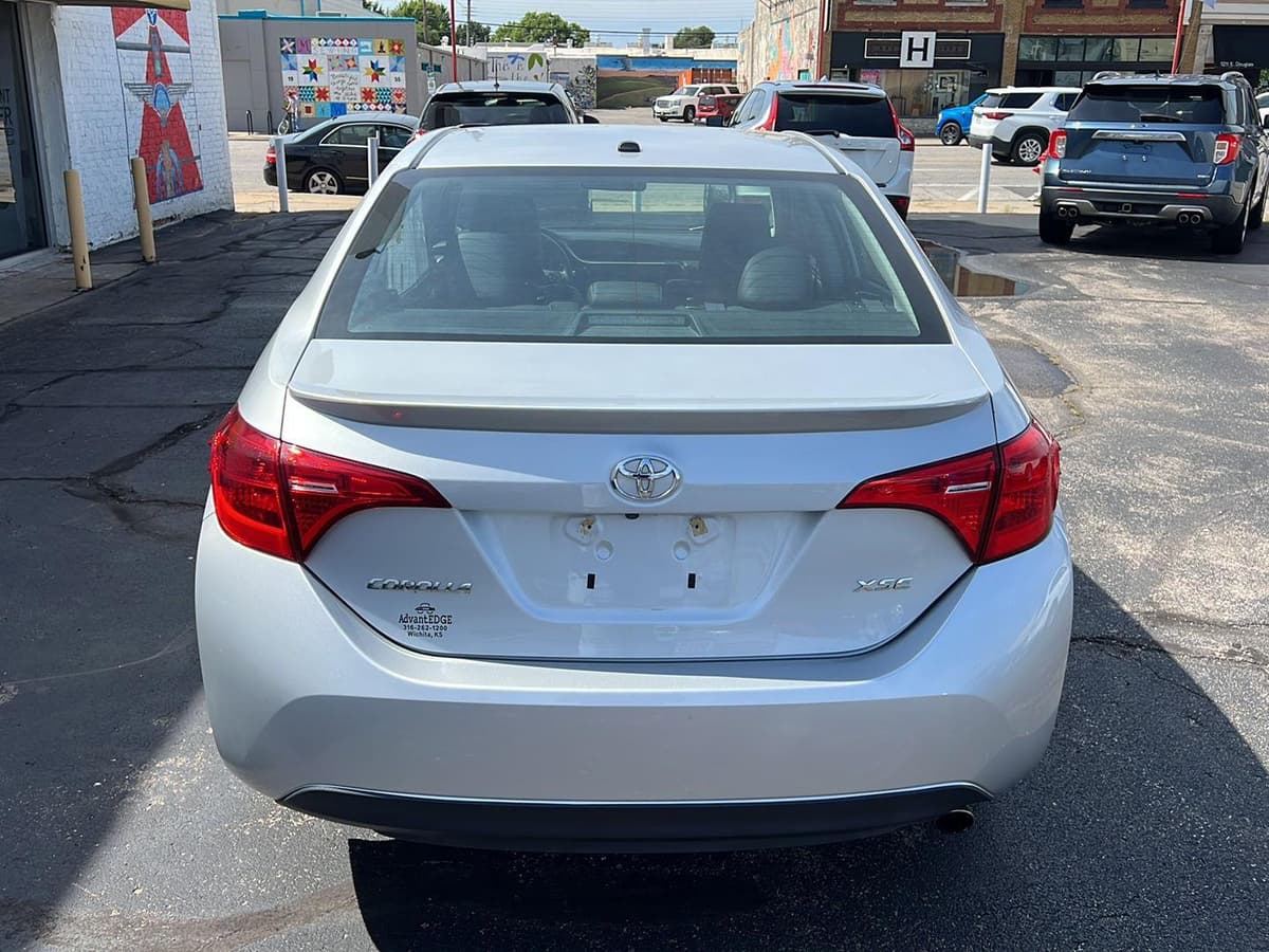 2017 Toyota Corolla 5