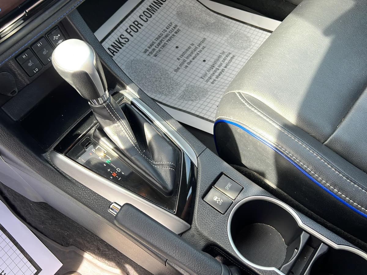 2017 Toyota Corolla 23