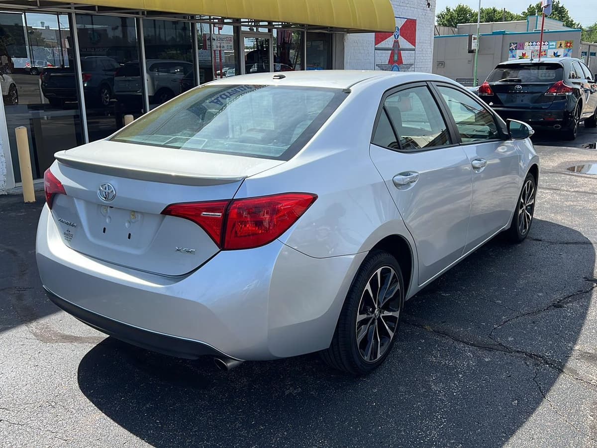2017 Toyota Corolla 6