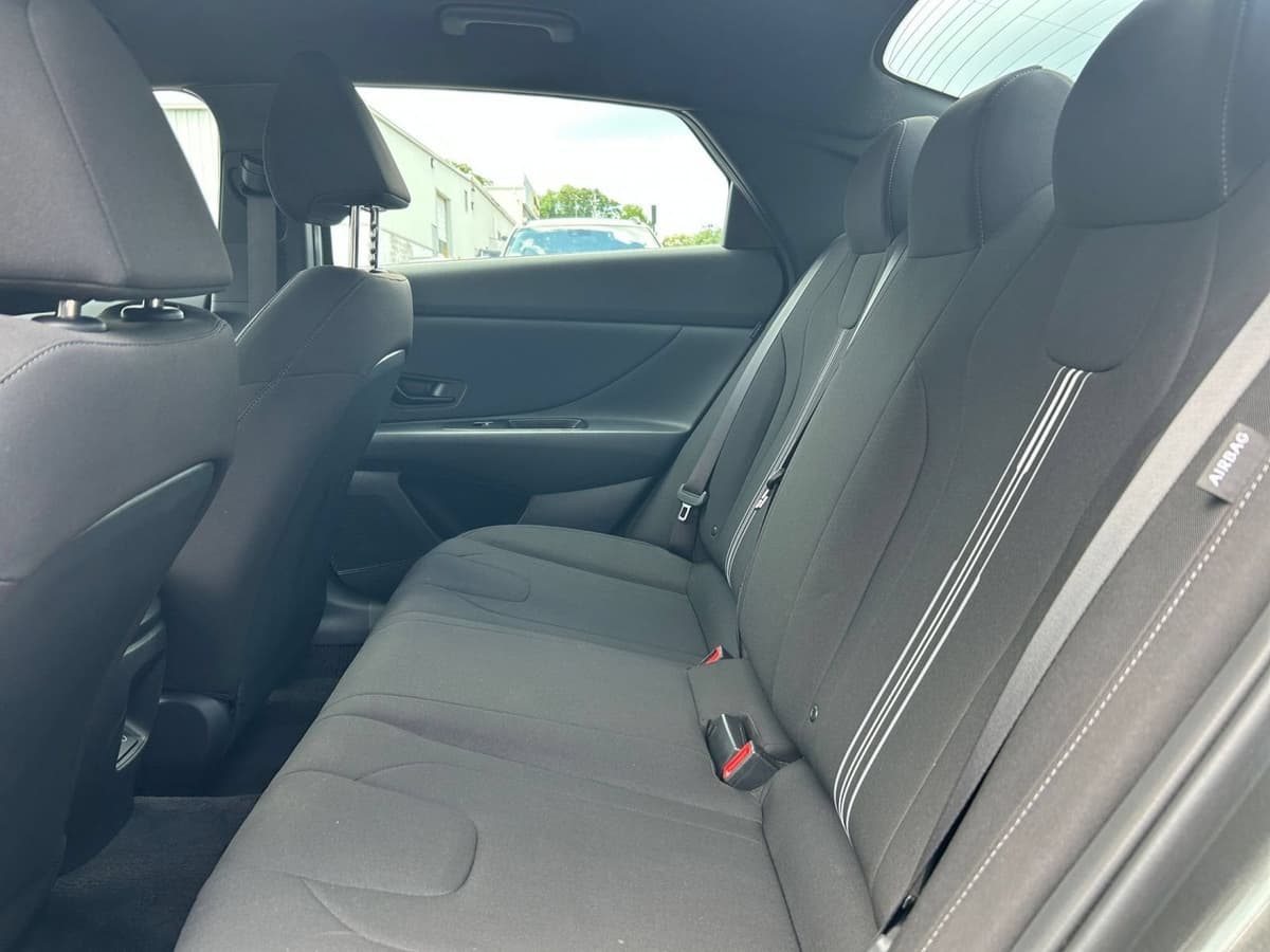 2026 Hyundai Elantra 19