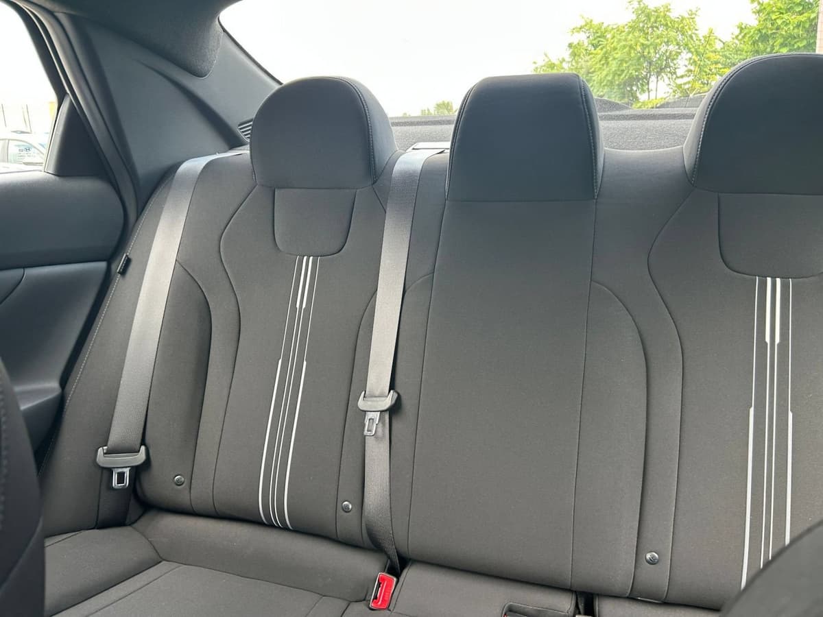 2026 Hyundai Elantra 32