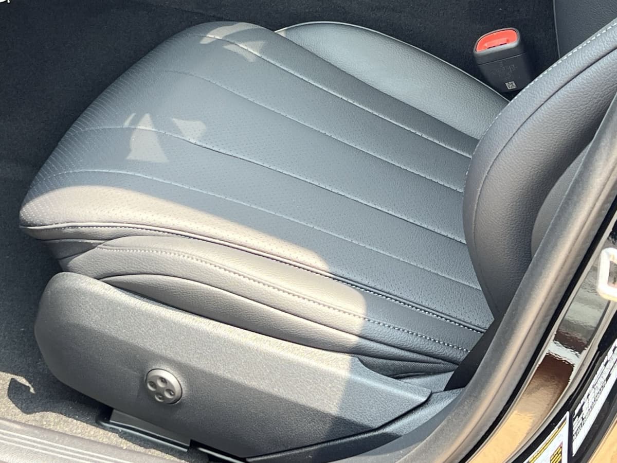 2026 Mercedes-Benz E-Class 19