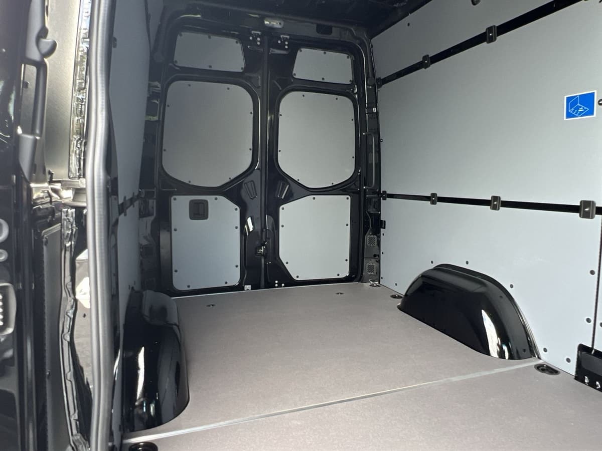 2026 Mercedes-Benz Sprinter Cargo Van 32