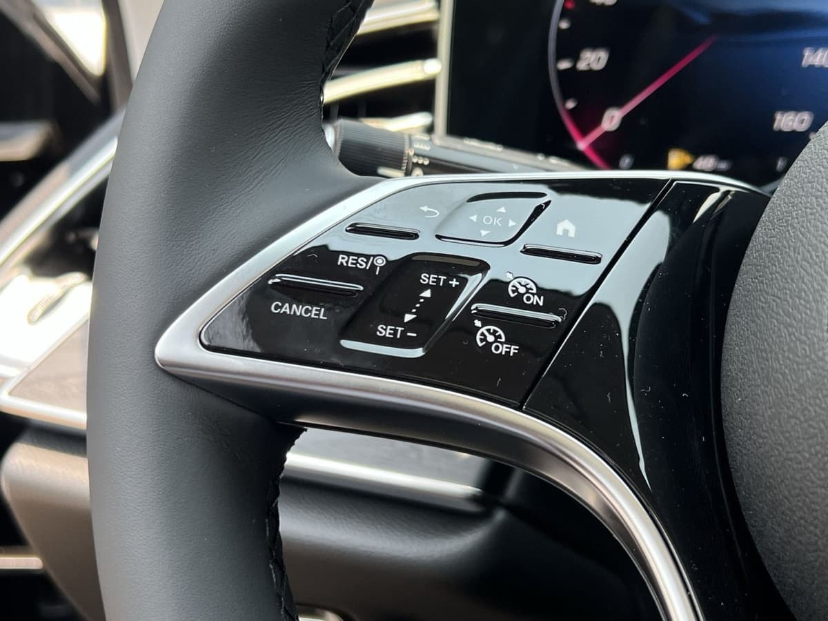 2026 Mercedes-Benz E-Class 37