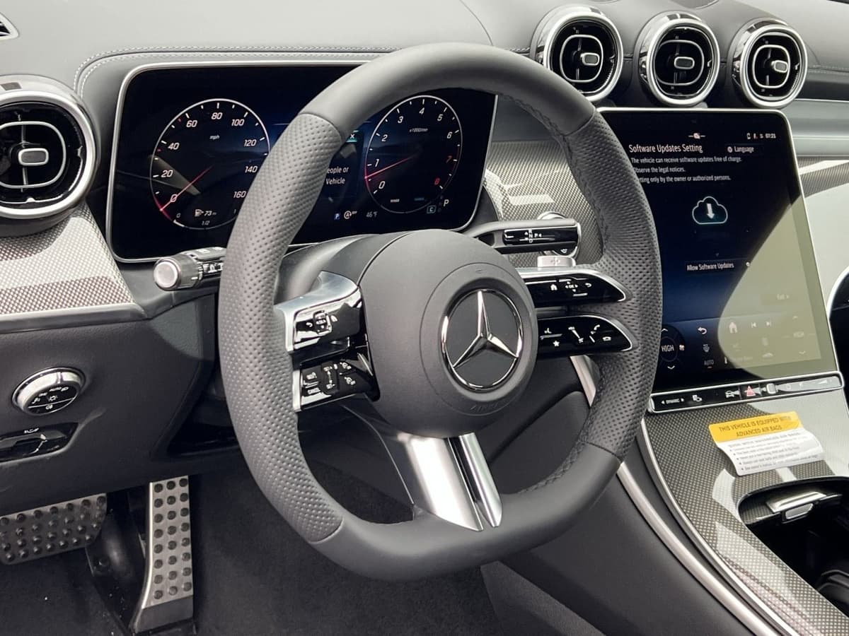 2026 Mercedes-Benz GLC 13