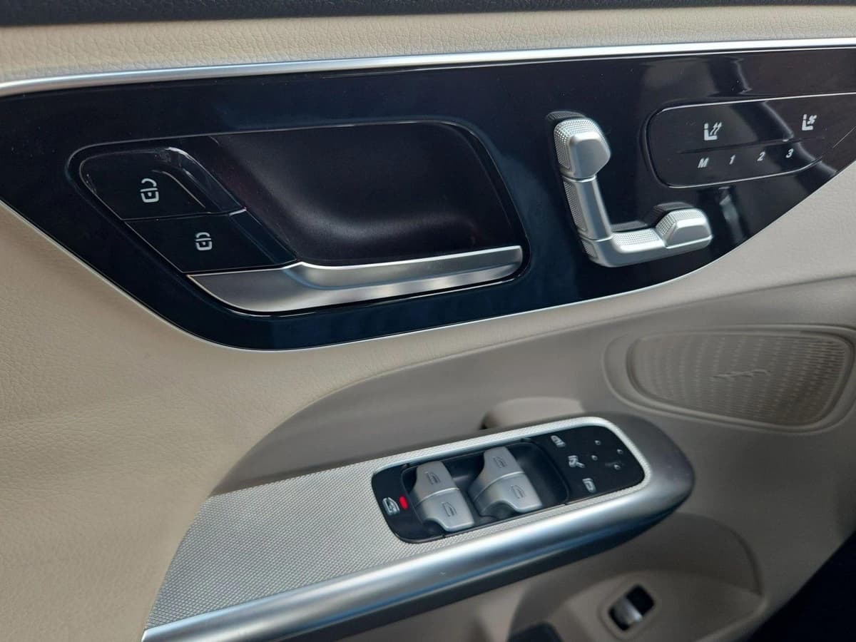 2026 Mercedes-Benz GLC 22