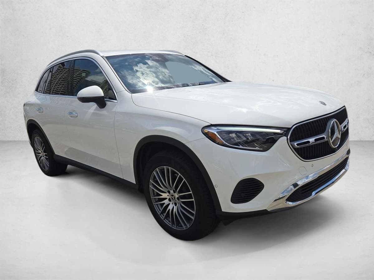 2026 Mercedes-Benz GLC 2